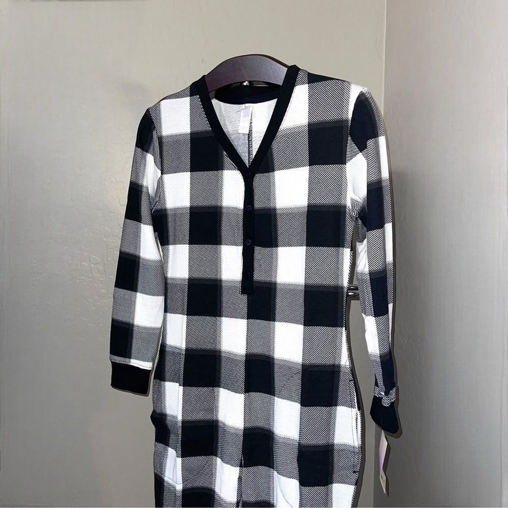 STARS ABOVE Women’s Thermal One Piece Pajamas in Black and Cream Size XS NEW - Picture 9 of 15